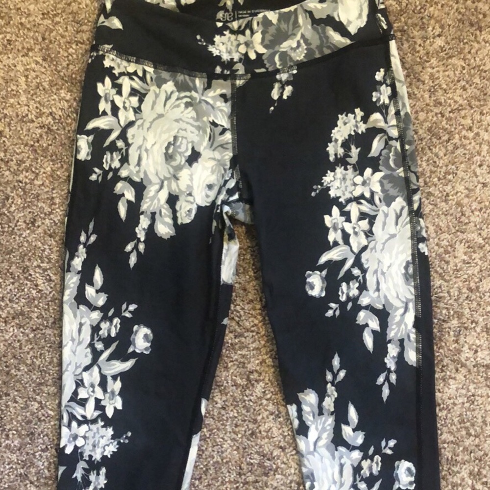 ALBION FIT XS LEGGINGS! Great Condition